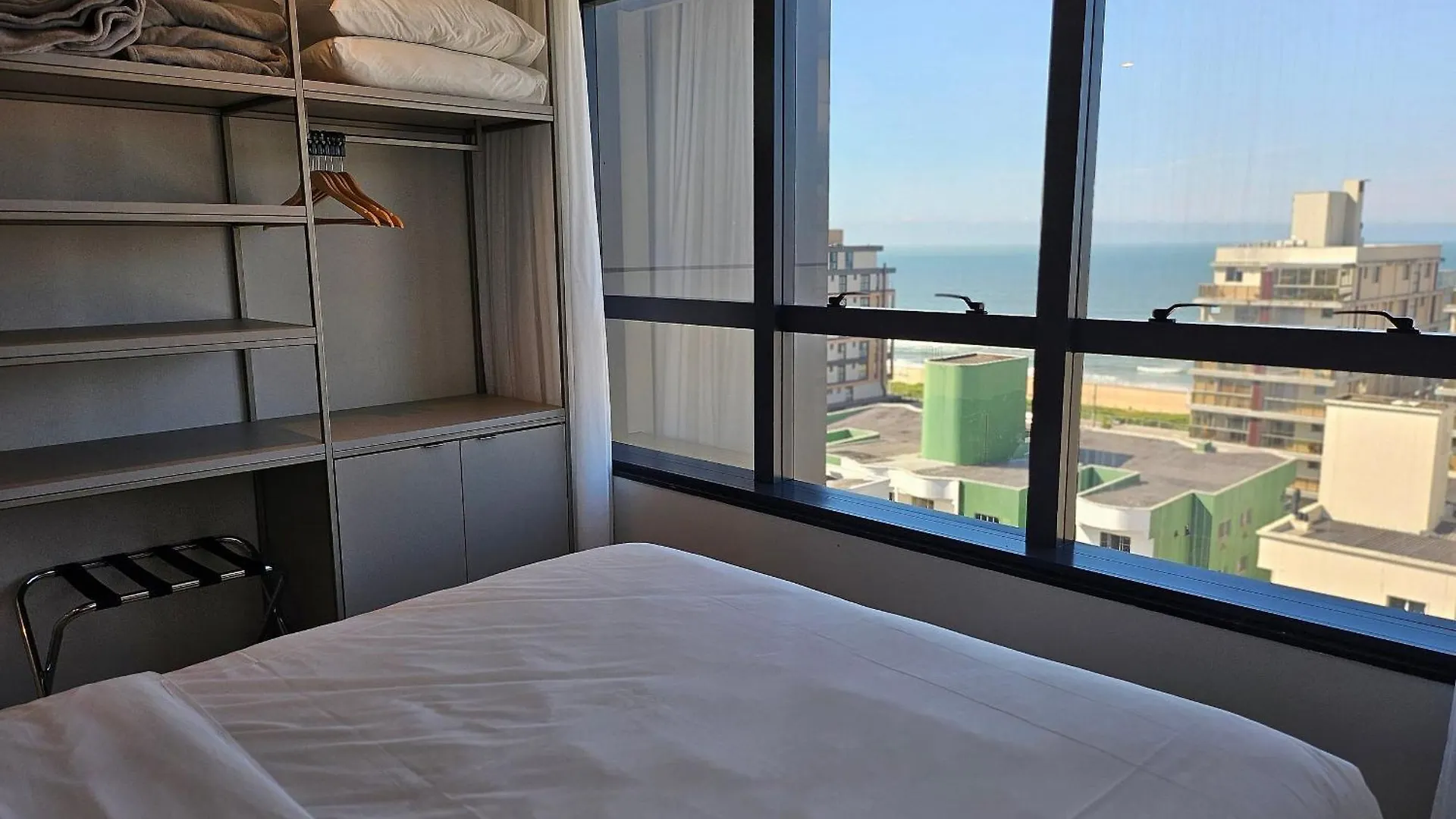 Itajaí Conforto E Praticidade Na Praia Brava!